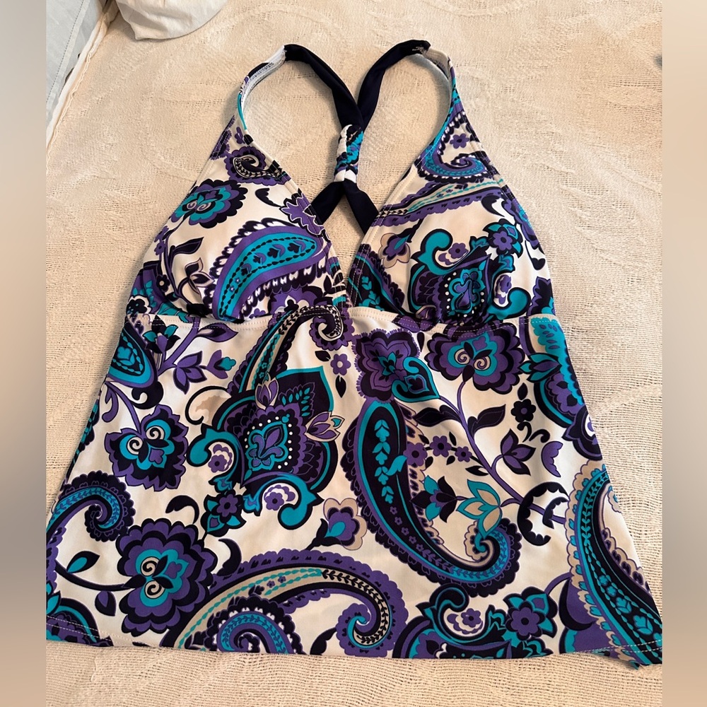 Vibrant Paisley Cross-Back Tank Top